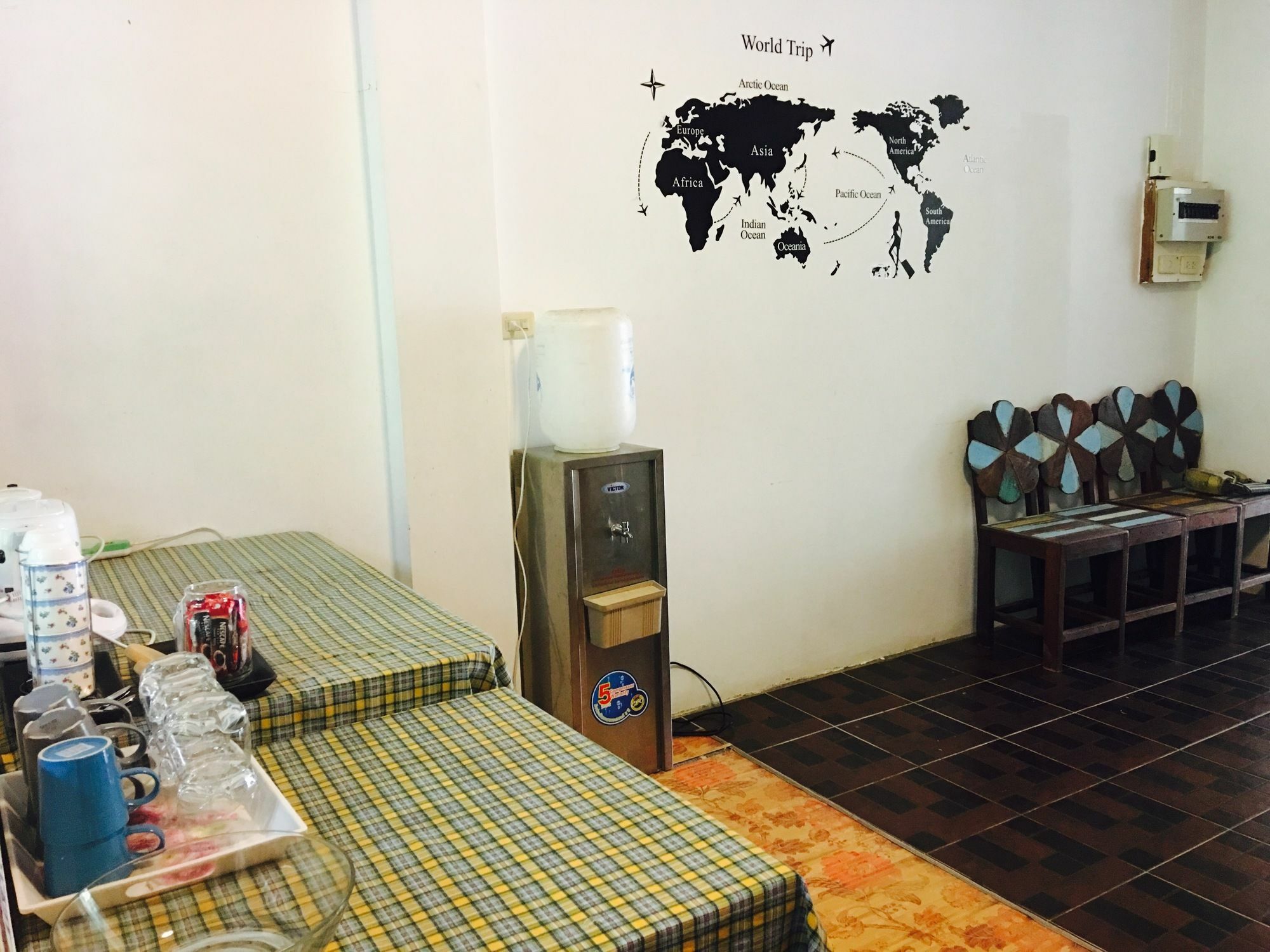 Отель Lanta Friendly House Ко-Ланта Экстерьер фото