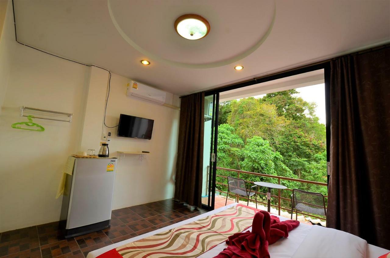Отель Lanta Friendly House Ко-Ланта Экстерьер фото