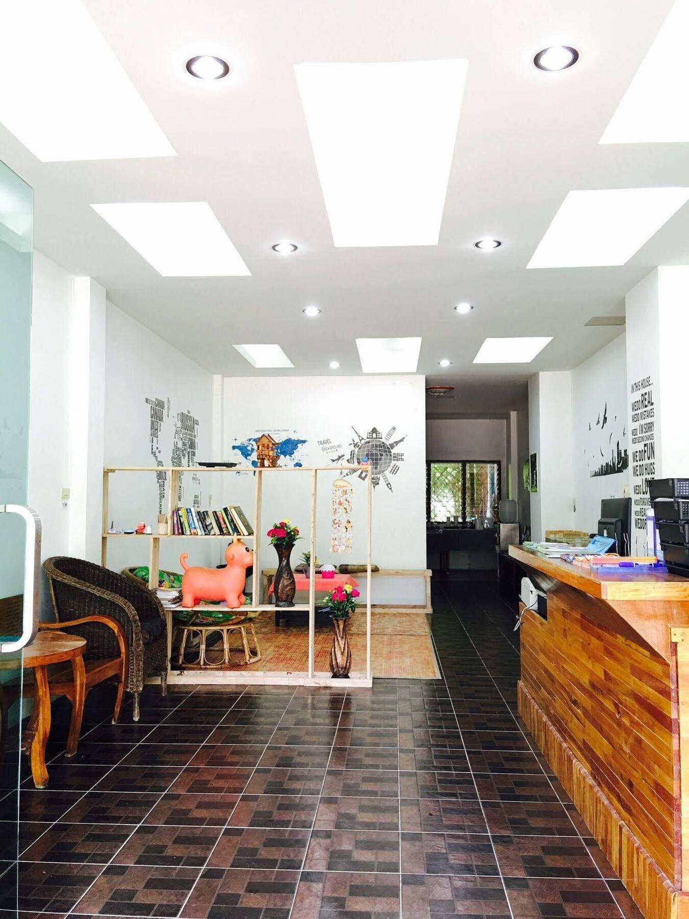 Отель Lanta Friendly House Ко-Ланта Экстерьер фото