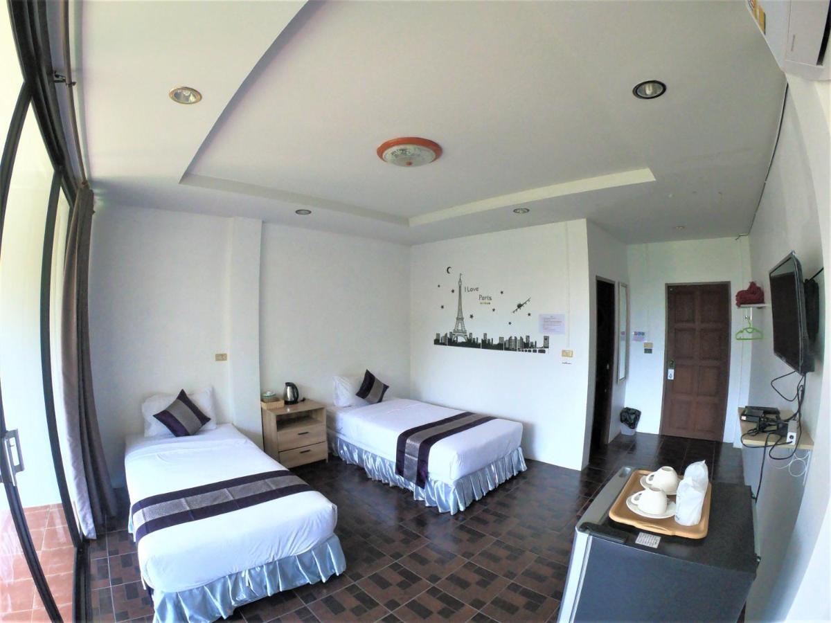 Отель Lanta Friendly House Ко-Ланта Экстерьер фото